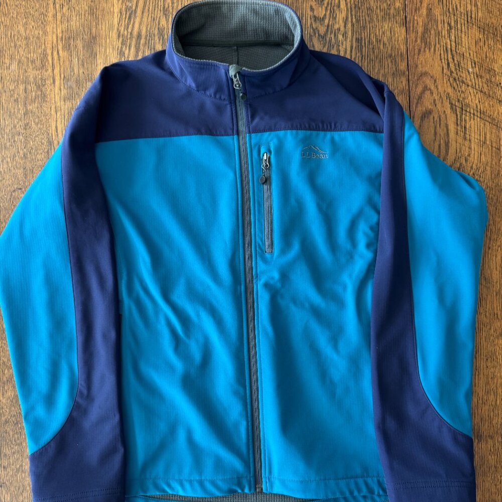 L.L. Bean Softshell Jacket - image 3
